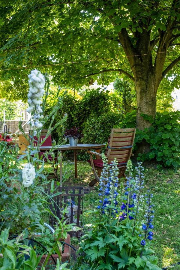 Boutique Apartments Benz I-Iii Bergisch Gladbach Bagian luar foto